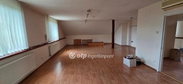 Eladó családi ház, Érden 88 M Ft, 3 szobás