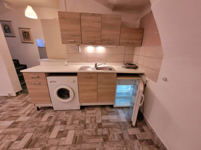 Eladó téglalakás, Budapesten, VII. kerületben, Csengery utcában