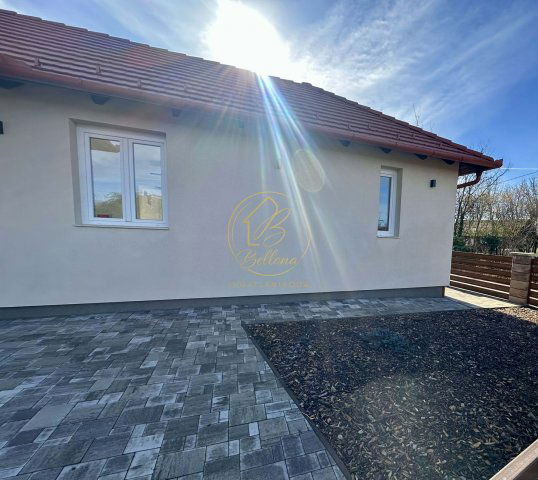 Eladó ikerház, Nagykozáron 88 M Ft, 4 szobás