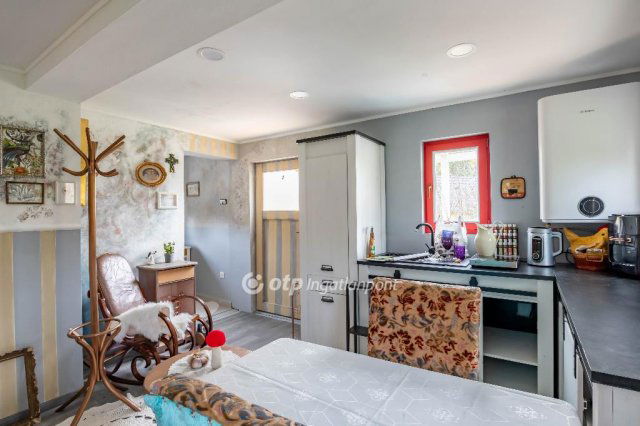 Eladó nyaraló, Kisgörbőn 27.5 M Ft, 1+1 szobás