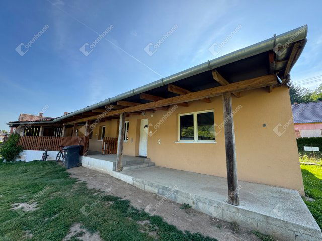 Eladó családi ház, Rönökön 42.9 M Ft, 5 szobás