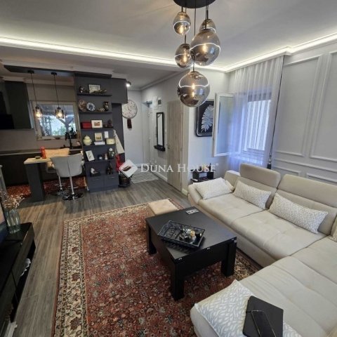 Eladó téglalakás, Lajosmizsén 80 M Ft, 4 szobás