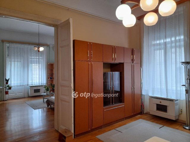 Eladó téglalakás, Budapesten, VI. kerületben 109.9 M Ft