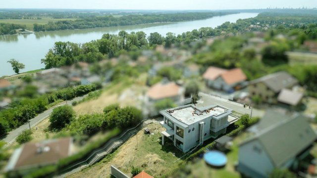 Eladó családi ház, Százhalombattán 124.9 M Ft, 3+3 szobás