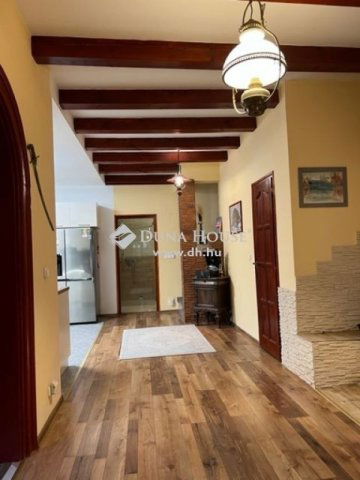 Eladó családi ház, Budapesten, XX. kerületben 97 M Ft, 6 szobás