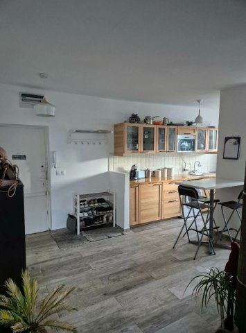 Kiadó téglalakás, albérlet, XII. kerületben, Tamási Áron utcában