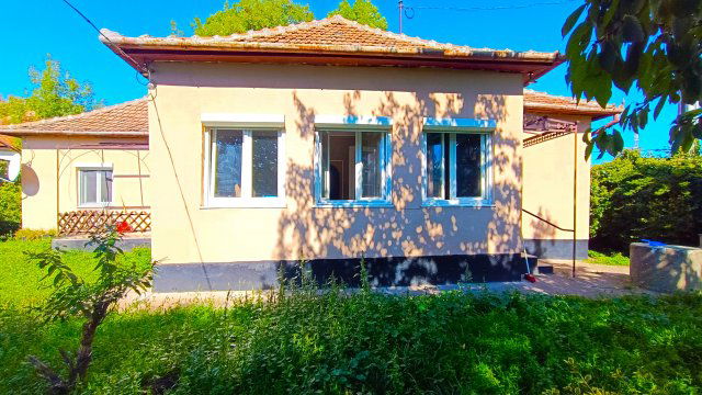 Eladó családi ház, Átányon 14.5 M Ft, 3 szobás