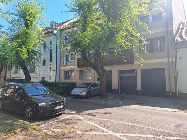 Kiadó téglalakás, albérlet, Szolnokon 200 E Ft / hó, 2+1 szobás