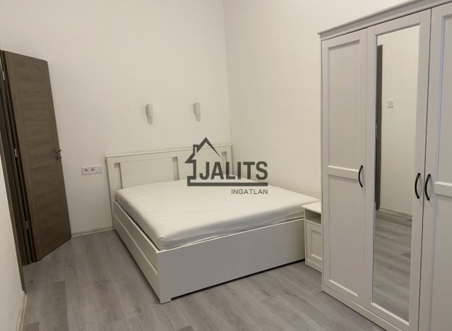 Kiadó téglalakás, albérlet, VII. kerületben, Dob utcában