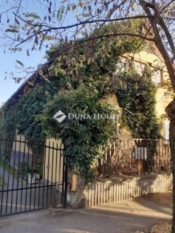 Eladó családi ház, Budapesten, XXI. kerületben 125.5 M Ft