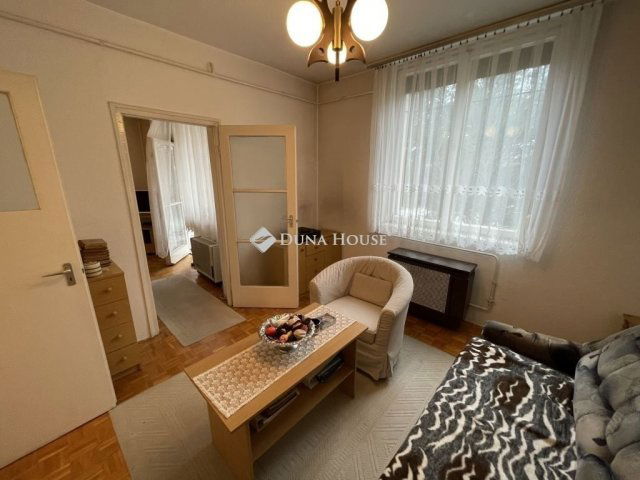 Eladó téglalakás, Budapesten, IV. kerületben 63.9 M Ft, 2 szobás