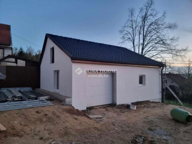 Eladó családi ház, Zalaegerszegen 79.9 M Ft, 4 szobás
