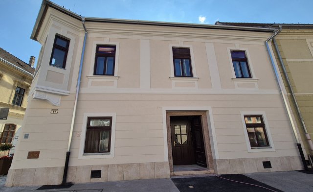 Eladó üzlethelyiség, Győrött 59.9 M Ft / költözzbe.hu