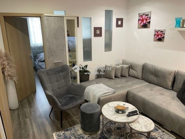 Eladó panellakás, Budapesten, XI. kerületben 89.7 M Ft, 1 szobás