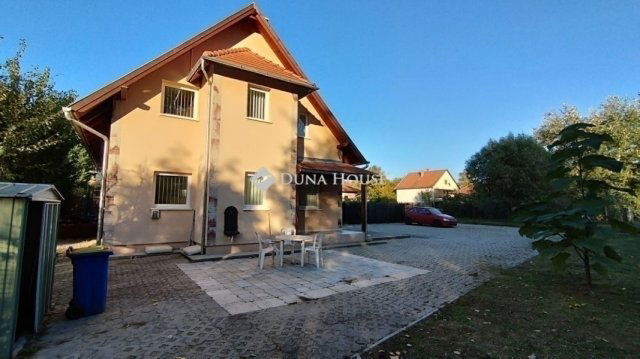 Eladó ikerház, Sülysápon 73.9 M Ft, 4 szobás