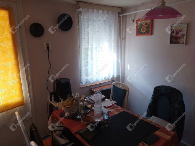 Eladó családi ház, Csorváson 13.9 M Ft, 3 szobás