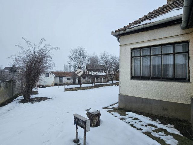 Eladó családi ház, Bólyban 37.9 M Ft, 3 szobás