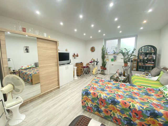 Eladó ipari ingatlan, Budapesten, VIII. kerületben 26.9 M Ft