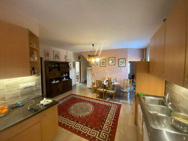 Eladó családi ház, Pátyon 120 M Ft, 8 szobás