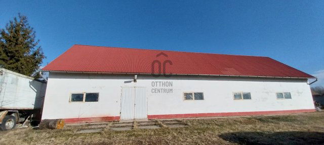 Eladó ipari ingatlan, Nyársapáton 59.9 M Ft