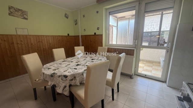 Eladó családi ház, Bükön 87.5 M Ft, 7 szobás