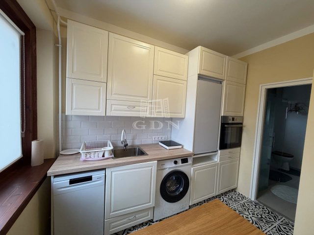 Kiadó téglalakás, albérlet, Vácon 250 E Ft / hó, 1+1 szobás