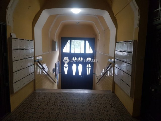 Eladó téglalakás, Budapesten, IX. kerületben 99 M Ft, 4 szobás