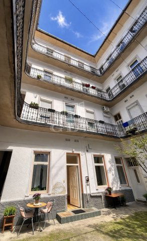 Eladó téglalakás, Budapesten, VII. kerületben 51.99 M Ft