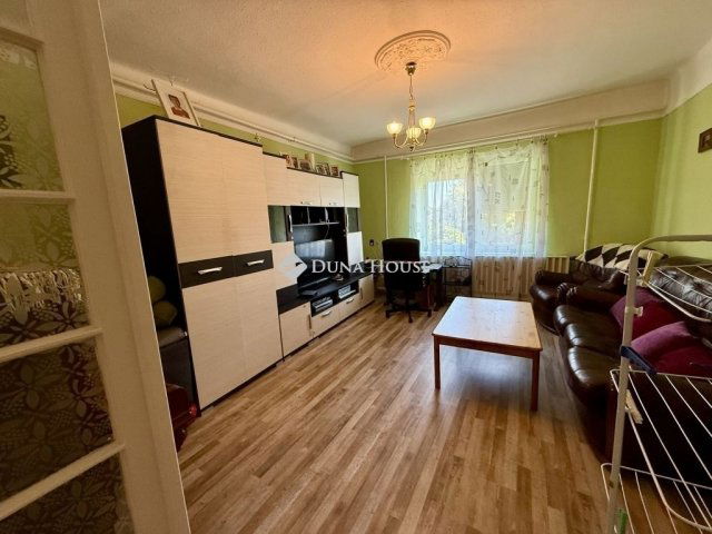 Eladó családi ház, Tóalmáson 55 M Ft, 3 szobás