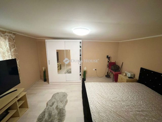 Eladó családi ház, Bodajkon 21.9 M Ft, 2 szobás