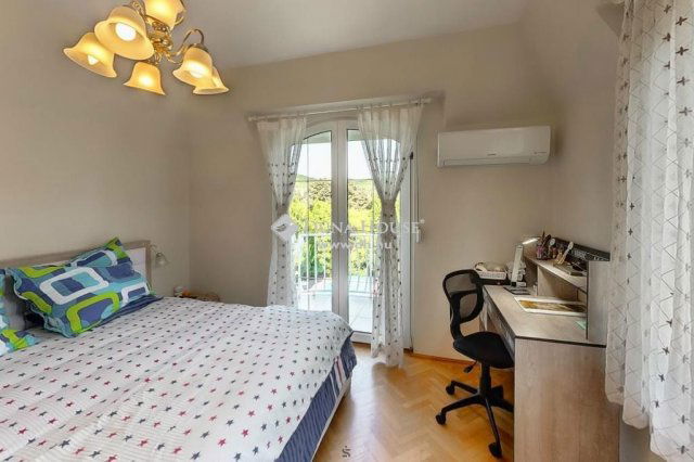 Eladó családi ház, Budapesten, II. kerületben 278.901 M Ft