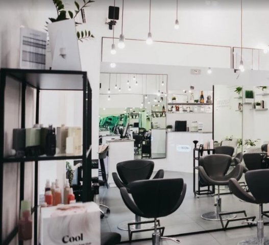 Eladó üzlethelyiség, Budapesten, V. kerületben, Nádor utcában