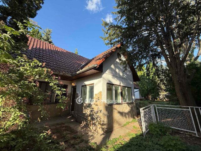 Eladó családi ház, Budapesten, II. kerületben 124.9 M Ft