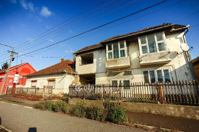 Eladó családi ház, Fehérgyarmaton 68 M Ft, 3+2 szobás