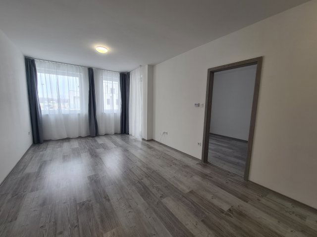 Kiadó téglalakás, albérlet, Győrött 170 E Ft / hó, 2 szobás