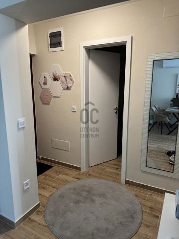 Eladó téglalakás, Velencén 62.5 M Ft, 2 szobás