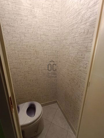 Eladó panellakás, Pécsett 46.4 M Ft, 3 szobás