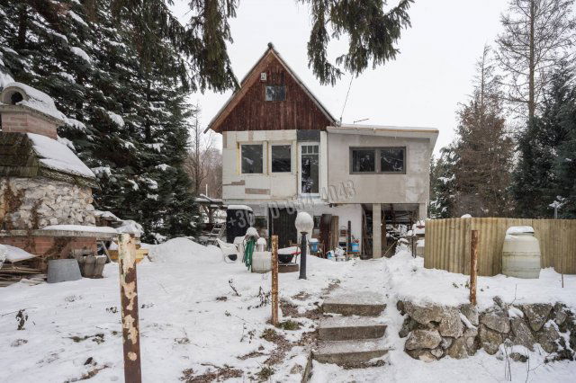 Eladó nyaraló, Diósjenőn 29.9 M Ft, 1+2 szobás