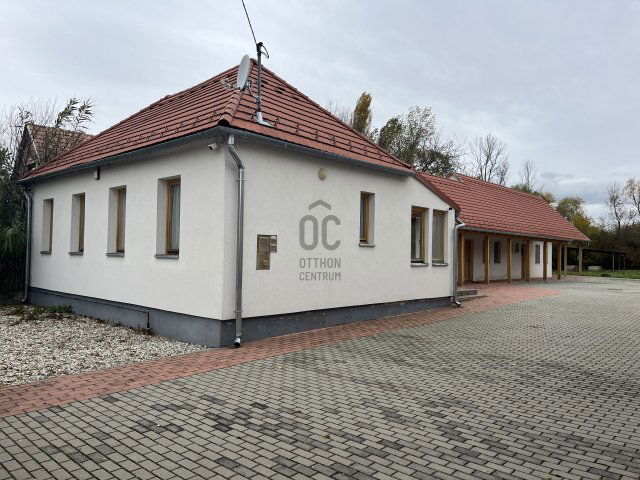 Eladó családi ház, Somlójenőn 69.9 M Ft, 4 szobás