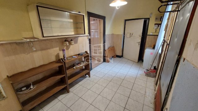 Eladó téglalakás, Keszthelyen 30.9 M Ft, 3 szobás