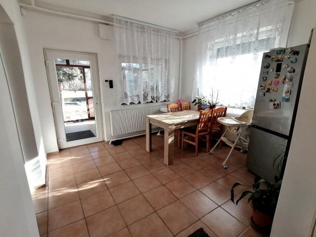 Eladó családi ház, Pusztaszabolcson 59.999 M Ft, 3+1 szobás