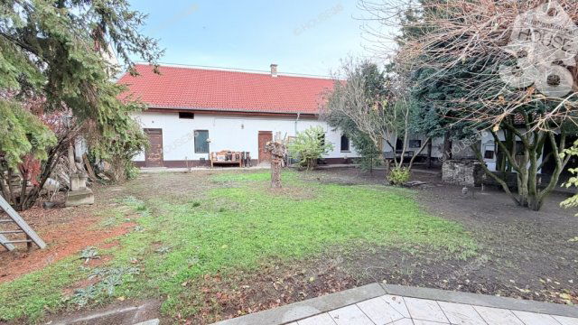 Eladó családi ház, Kecskeméten 89 M Ft, 4 szobás