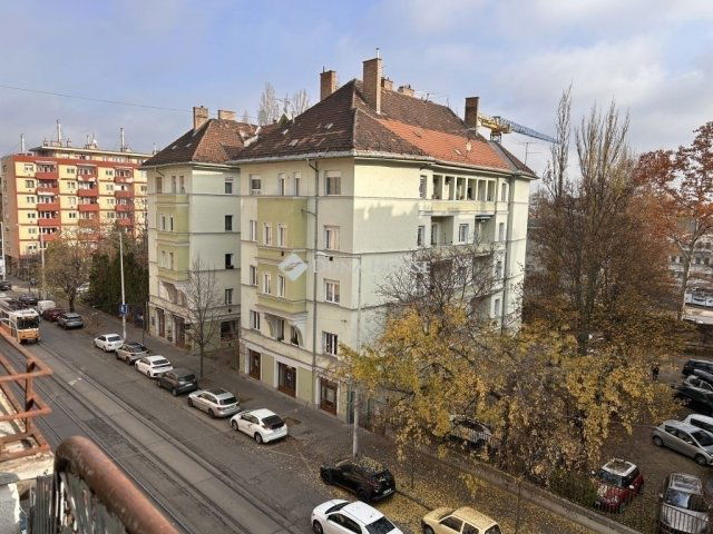 Eladó téglalakás, Budapesten, XII. kerületben 115.8 M Ft