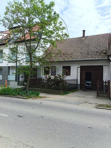 Eladó családi ház, Kaposváron, Virág utcában 75 M Ft, 3 szobás