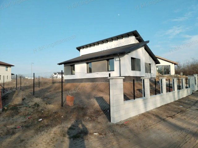 Eladó családi ház, Vácrátóton 89.9 M Ft, 4 szobás