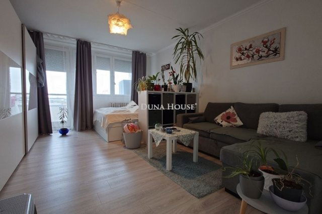 Eladó panellakás, Kecskeméten 36.9 M Ft, 1 szobás