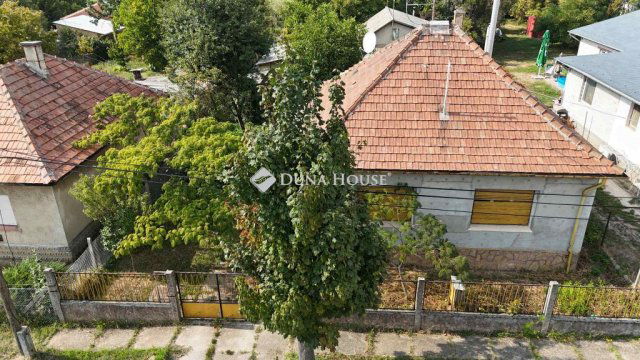 Eladó családi ház, Gyömrőn 59.9 M Ft, 3 szobás