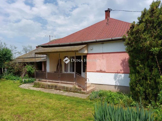 Eladó családi ház, Mezőszentgyörgyön 35 M Ft, 3 szobás