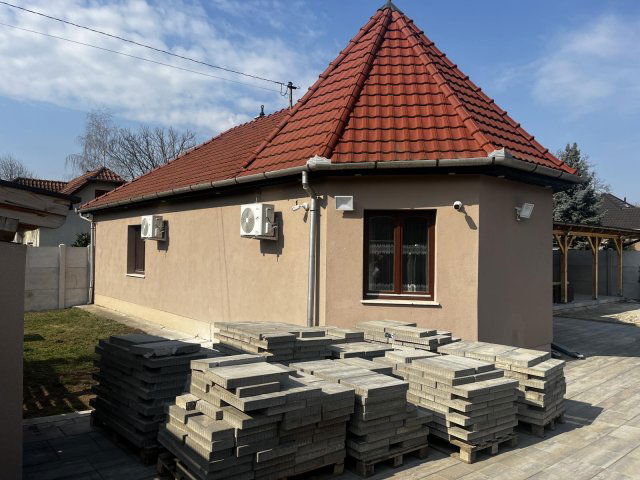 Eladó családi ház, Gödöllőn, Kodály Zoltán utcában