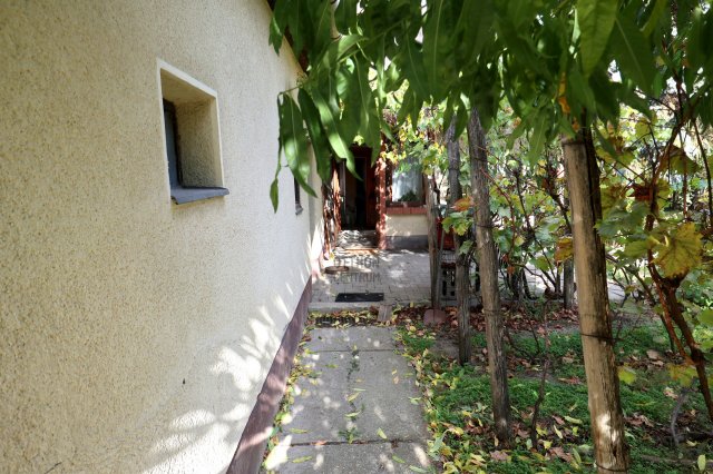 Eladó családi ház, Lajosmizsén 80 M Ft, 3 szobás